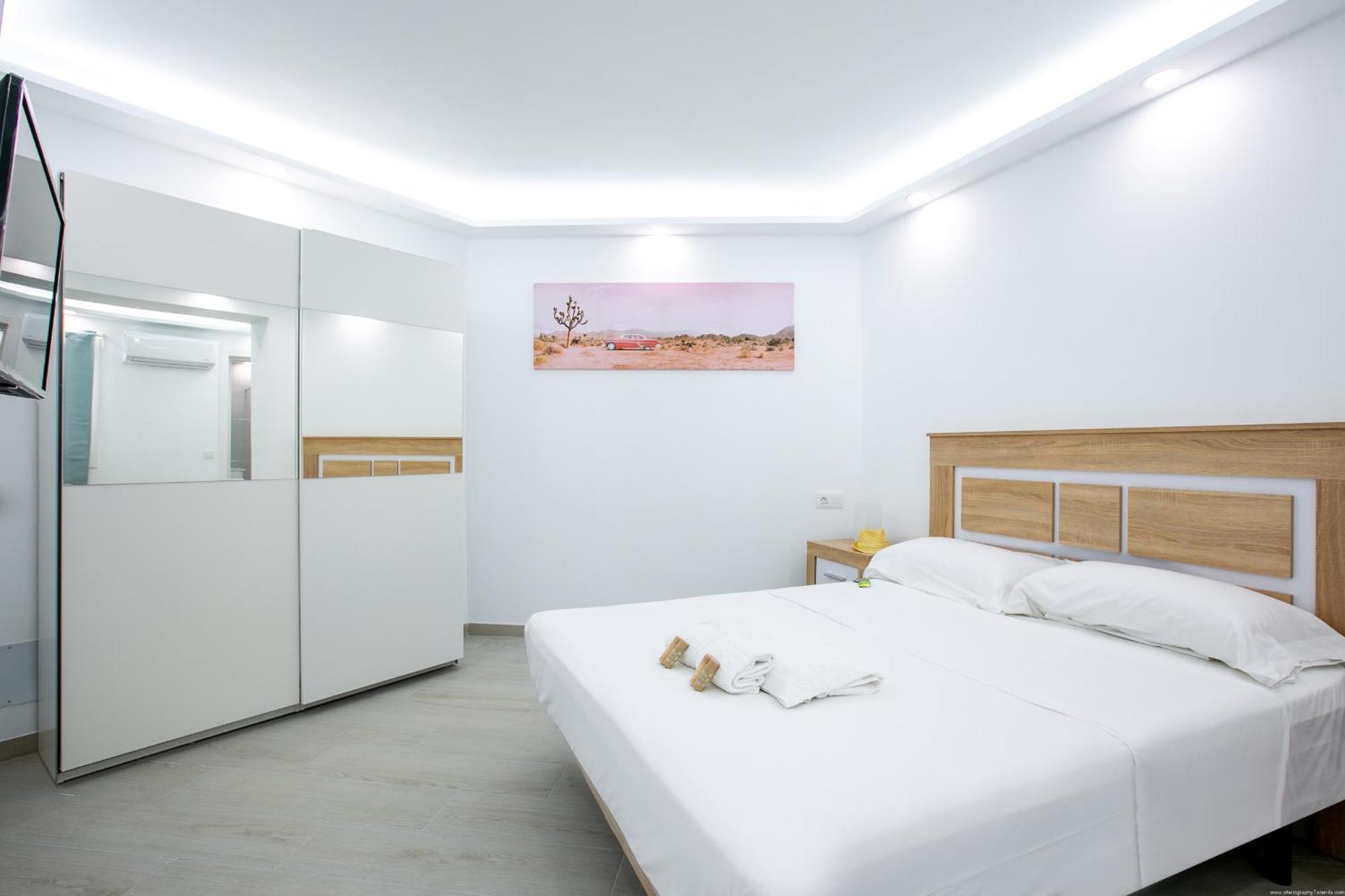 55 Party Beach Group Villa Las Americas Playa de las Americas  Ngoại thất bức ảnh