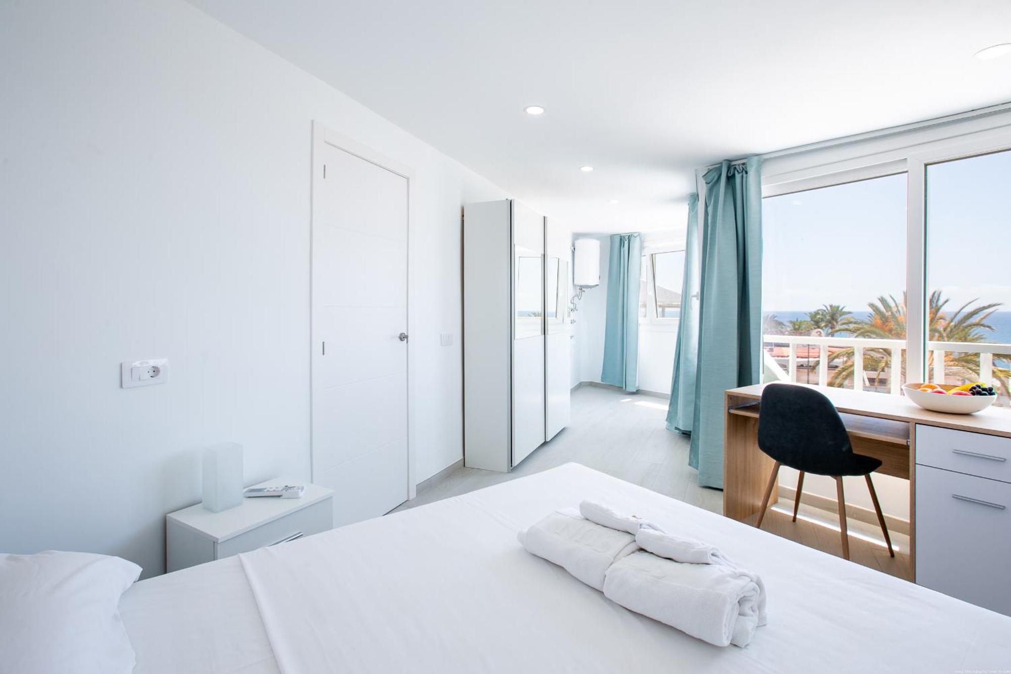 55 Party Beach Group Villa Las Americas Playa de las Americas  Ngoại thất bức ảnh