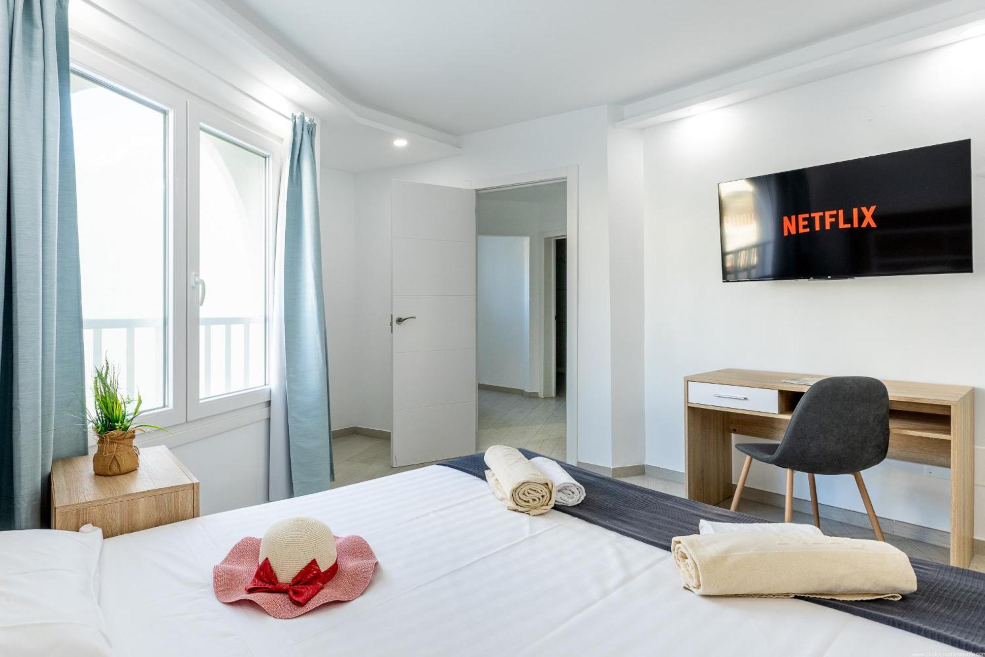 55 Party Beach Group Villa Las Americas Playa de las Americas  Ngoại thất bức ảnh