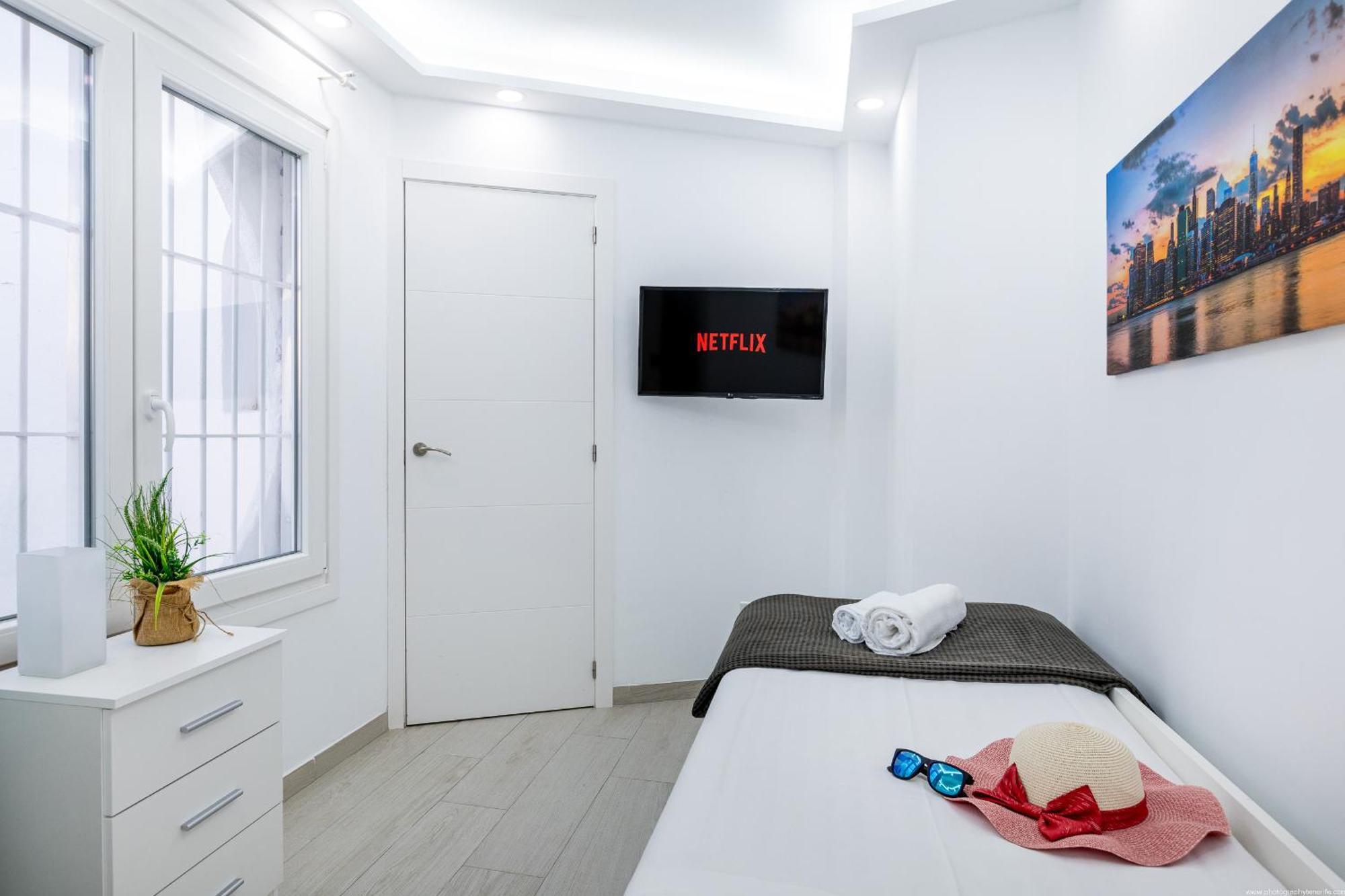 55 Party Beach Group Villa Las Americas Playa de las Americas  Ngoại thất bức ảnh
